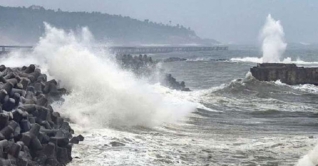 প্রবল ঘূর্ণিঝড়ে রূপ নিয়েছে ‘ইয়াস’