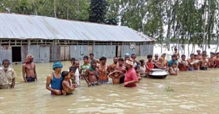 ১৯ নদীর পানি বিপদসীমার উপরে, ক্ষতিগ্রস্ত অর্ধকোটি মানুষ