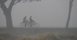 ১০ দশমিক ৩ ডিগ্রিতে কাঁপছে দিনাজপুর