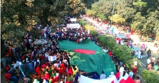 ‘বিজয় শোভাযাত্রা’য় সোনার বাংলা গড়ার প্রত্যয়