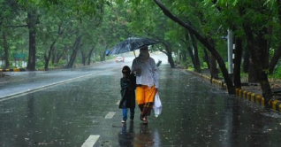 তীব্র শীতের মধ্যেই বৃষ্টির পূর্বাভাস