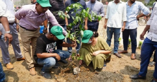 শহরের তাপমাত্রা কমাতে মাঠে হিট অফিসার