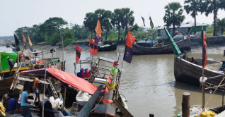 নিষেধাজ্ঞা শেষে ইলিশ ধরতে প্রস্তুত জেলেরা