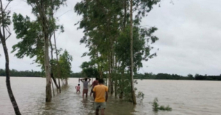 ঢল-বৃষ্টিতে হবিগঞ্জে শতাধিক গ্রাম প্লাবিত