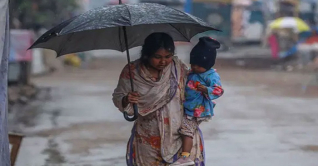 ২৪ ঘণ্টার মধ্যে বৃষ্টির পূর্বাভাস, কমবে তাপমাত্রা