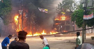 সিরাজগঞ্জে এমপির বাসায় আগুন, দুই মরদেহ উদ্ধার