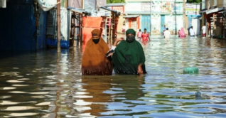 সোমালিয়ায় বন্যায় বাস্তুচ্যুত প্রায় আড়াই লাখ মানুষ