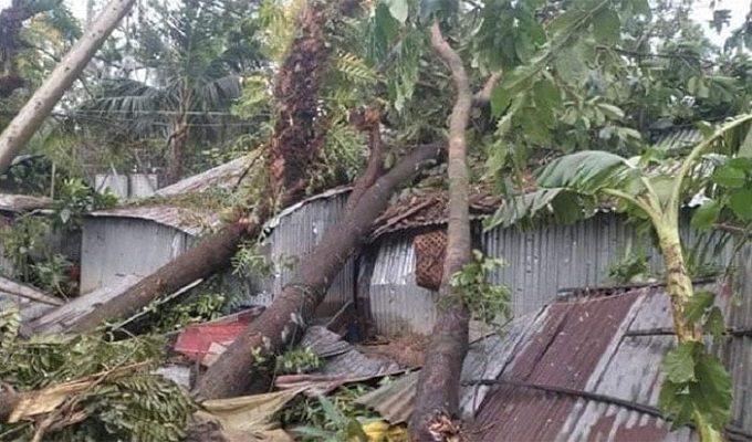 ঘূর্ণিঝড় হামুন: কক্সবাজারে বিধ্বস্ত ৩৮ হাজার ঘরবাড়ি 