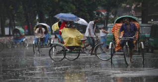 সকাল থেকেই রাজধানীতে বৃষ্টি, ঈদের দিনও বৃষ্টির আভাস